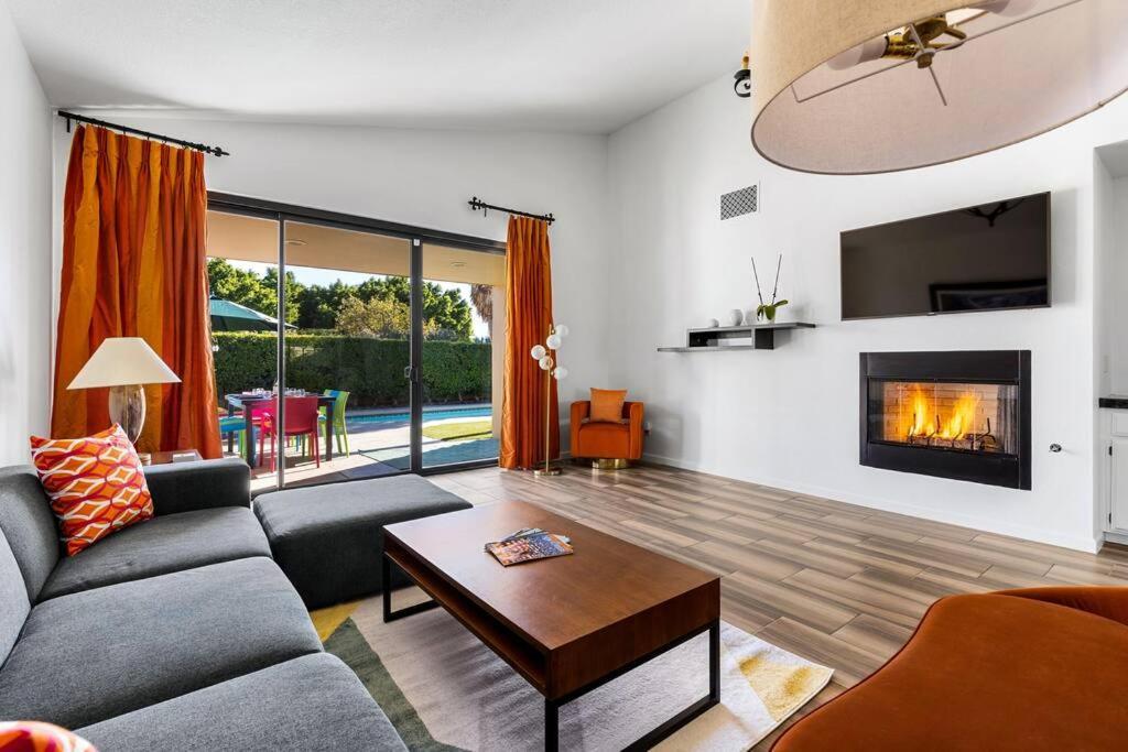 The Sunset House Pool & Spa 팜 스프링스 외부 사진