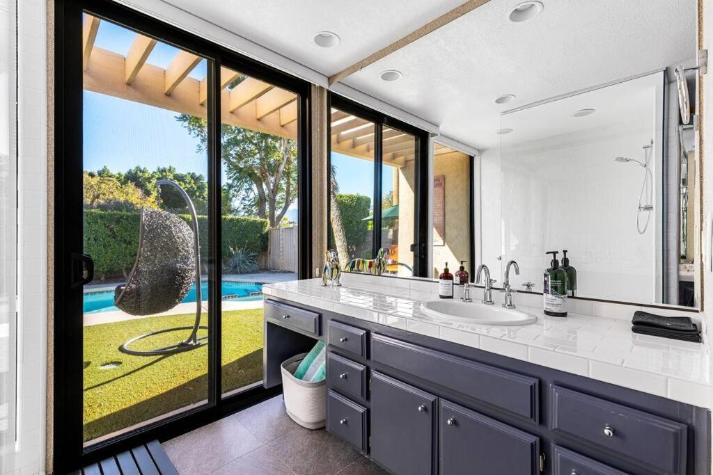 The Sunset House Pool & Spa 팜 스프링스 외부 사진