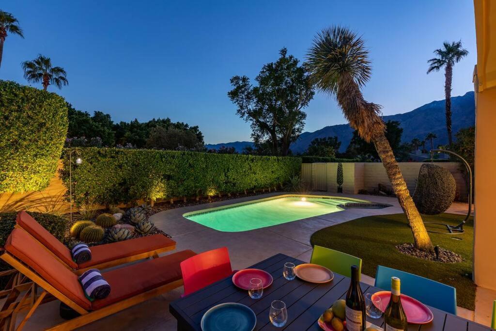 The Sunset House Pool & Spa 팜 스프링스 외부 사진